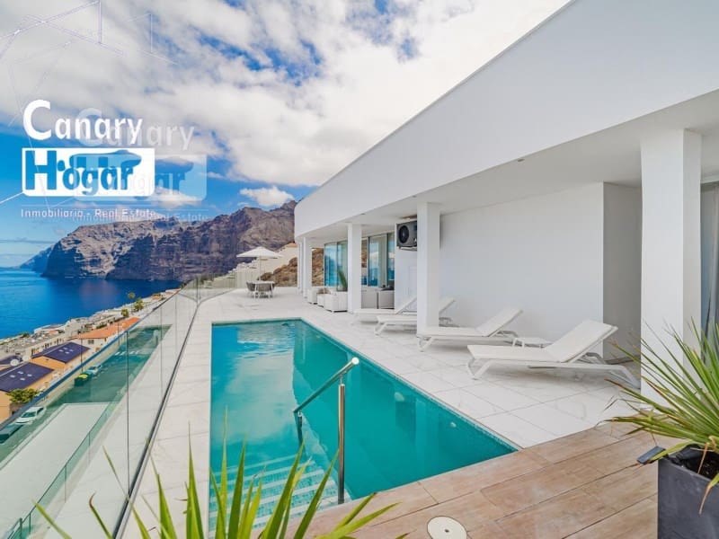 3 bedroom Penthouse for sale in Los Gigantes with pool - € 2,490,000 (Ref: 9840335)