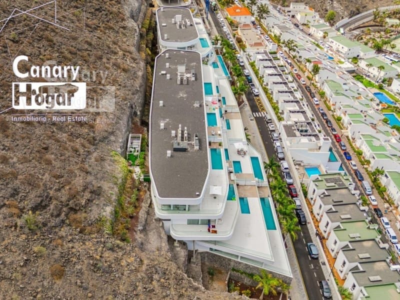 3 bedroom Penthouse for sale in Los Gigantes with pool - € 2,490,000 (Ref: 9840335)