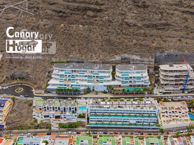 3 bedroom Penthouse for sale in Los Gigantes with pool - € 2,490,000 (Ref: 9840335)