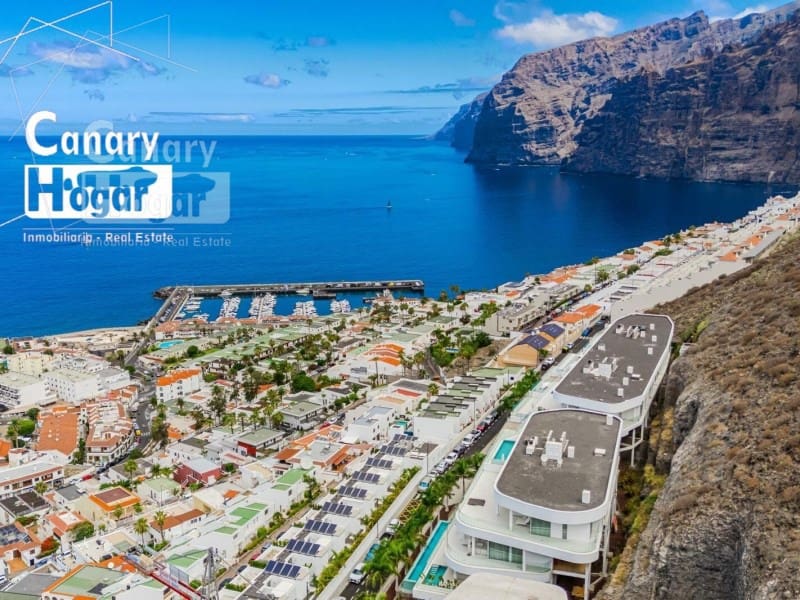 3 bedroom Penthouse for sale in Los Gigantes with pool - € 2,490,000 (Ref: 9840335)
