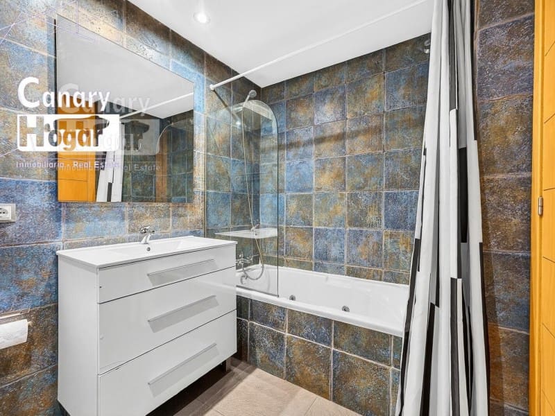 2 bedroom Apartment for sale in Adeje - € 475,000 (Ref: 9840337)