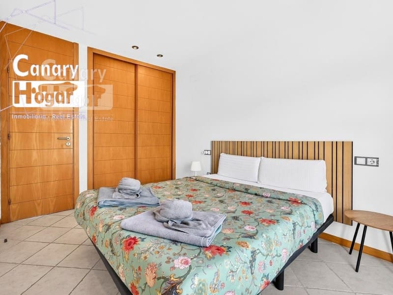 2 bedroom Apartment for sale in Adeje - € 475,000 (Ref: 9840337)