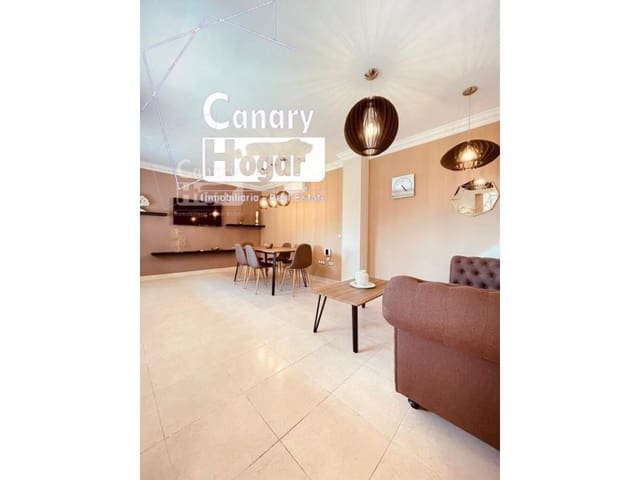 Chalet de 4 habitaciones en Los Cristianos, Arona en venta con piscina garaje - 775.000 € (Ref: 9840339)