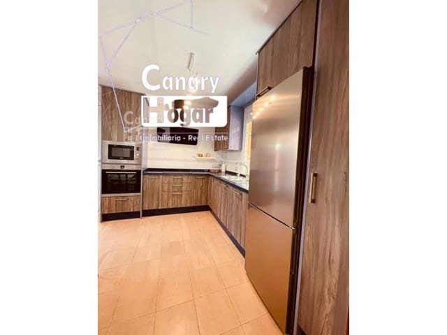Chalet de 4 habitaciones en Los Cristianos, Arona en venta con piscina garaje - 775.000 € (Ref: 9840339)