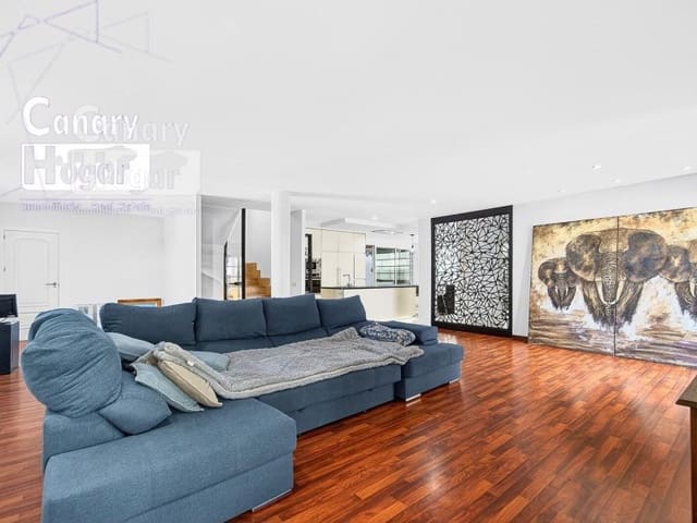 5 soverom Villa til salgs i Los Cristianos, Arona med svømmebasseng garasje - € 1 790 000 (Ref: 9840341)