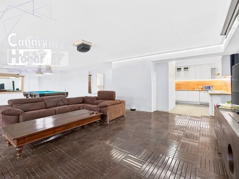 5 soverom Villa til salgs i Los Cristianos med svømmebasseng garasje - € 1 790 000 (Ref: 9840341)