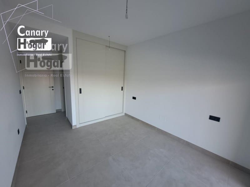 2 soverom Leilighet til salgs i Costa Adeje med garasje - € 650 000 (Ref: 9840343)