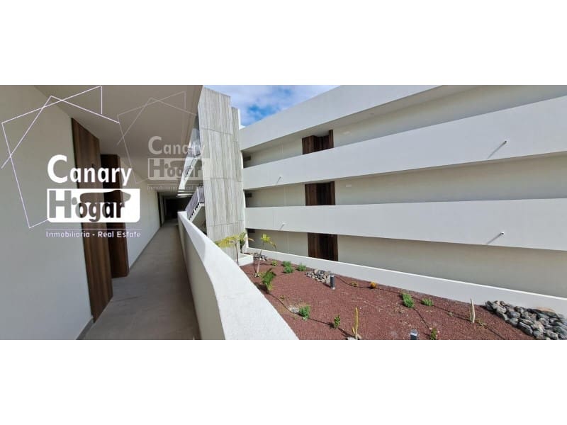 2 soverom Leilighet til salgs i Costa Adeje med garasje - € 650 000 (Ref: 9840343)