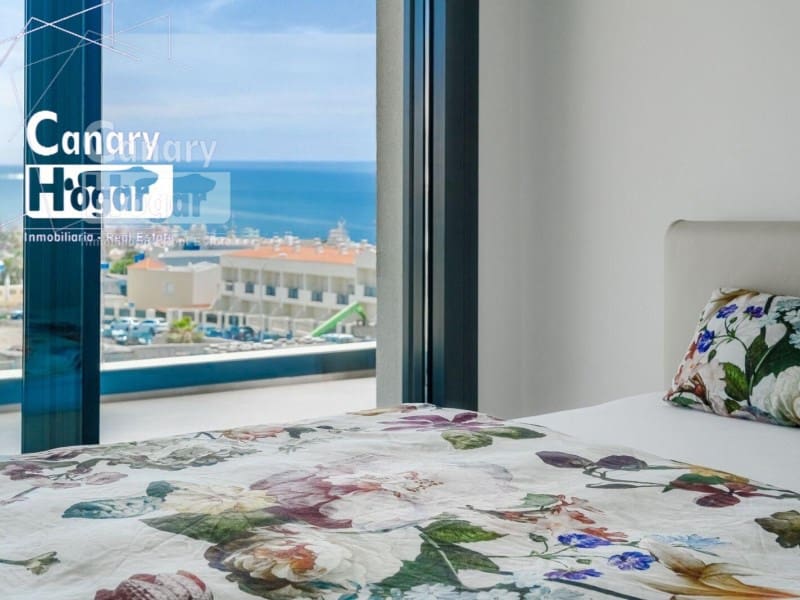 3 soverom Penthouse til salgs i Costa Adeje med garasje - € 1 295 000 (Ref: 9840344)