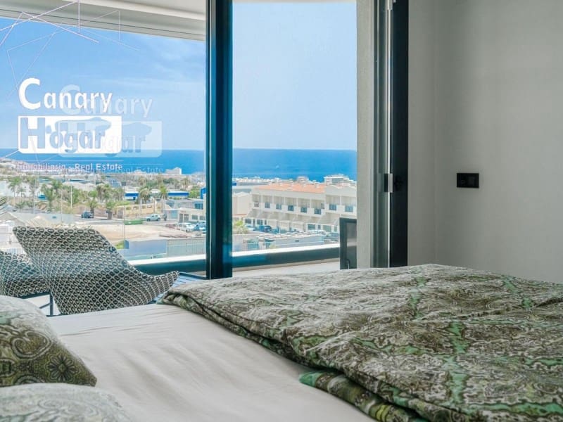 3 soverom Penthouse til salgs i Costa Adeje med garasje - € 1 295 000 (Ref: 9840344)