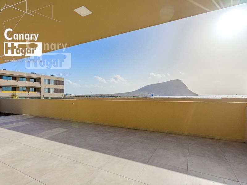 3 bedroom Apartment for sale in Los Abrigos with garage - € 660,000 (Ref: 9840345)
