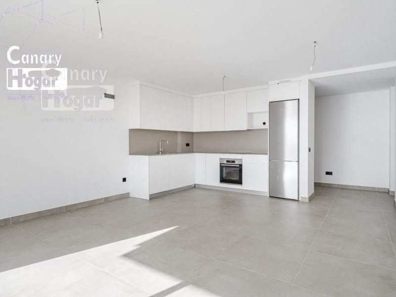 3 bedroom Apartment for sale in Los Abrigos with garage - € 660,000 (Ref: 9840345)