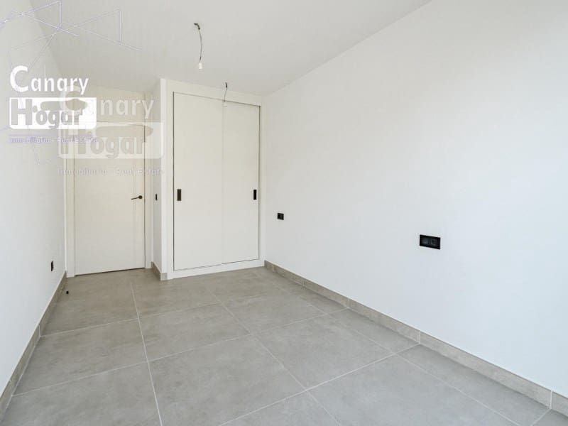3 bedroom Apartment for sale in Los Abrigos with garage - € 660,000 (Ref: 9840345)