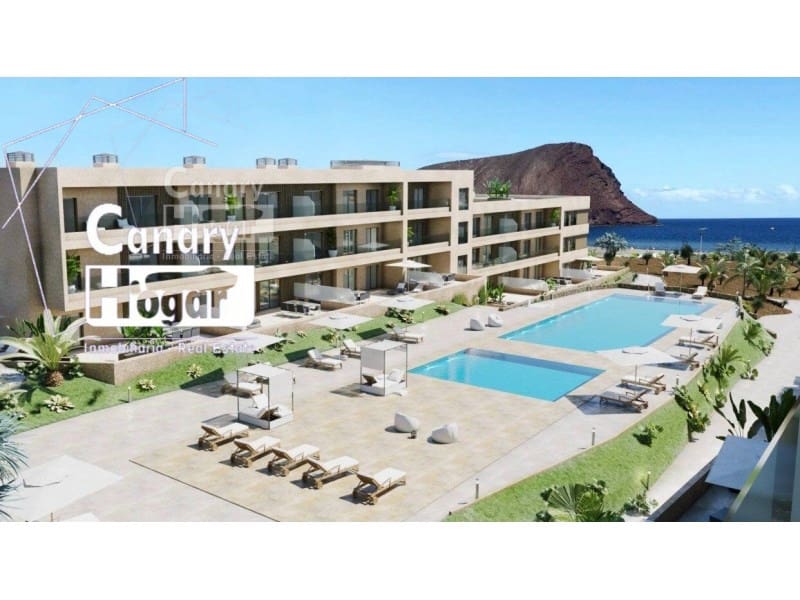 3 bedroom Apartment for sale in Los Abrigos with garage - € 660,000 (Ref: 9840345)