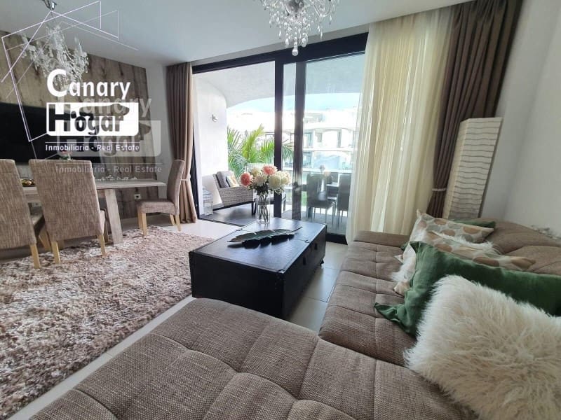 2 bedroom Apartment for sale in Arona - € 450,000 (Ref: 9840346)