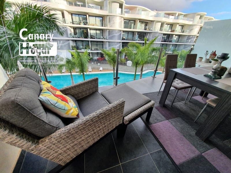2 bedroom Apartment for sale in Arona - € 450,000 (Ref: 9840346)