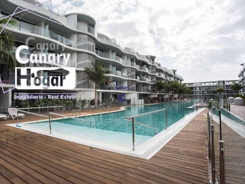 2 bedroom Apartment for sale in Arona - € 450,000 (Ref: 9840346)