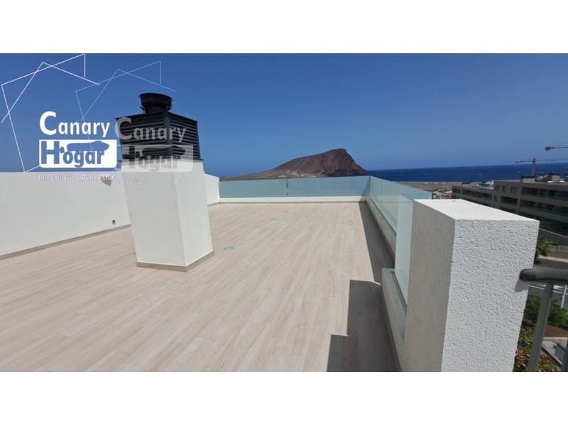 2 bedroom Penthouse for sale in Los Abrigos - € 500,000 (Ref: 9840347)