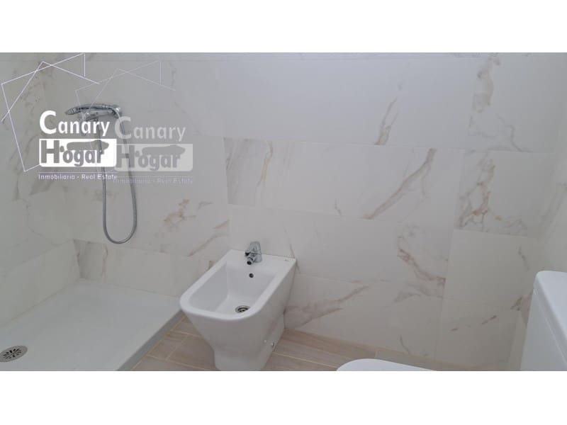 2 bedroom Penthouse for sale in Los Abrigos - € 500,000 (Ref: 9840347)