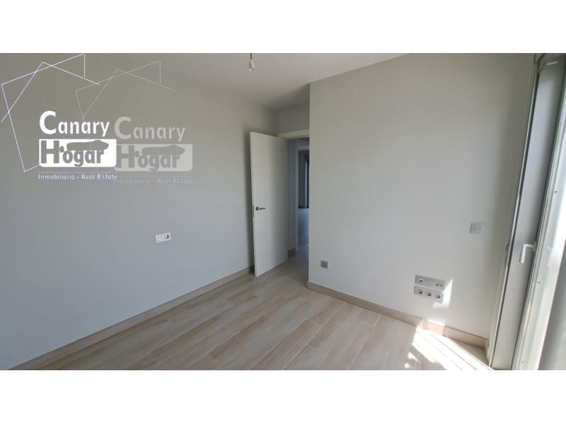 2 bedroom Penthouse for sale in Los Abrigos - € 500,000 (Ref: 9840347)