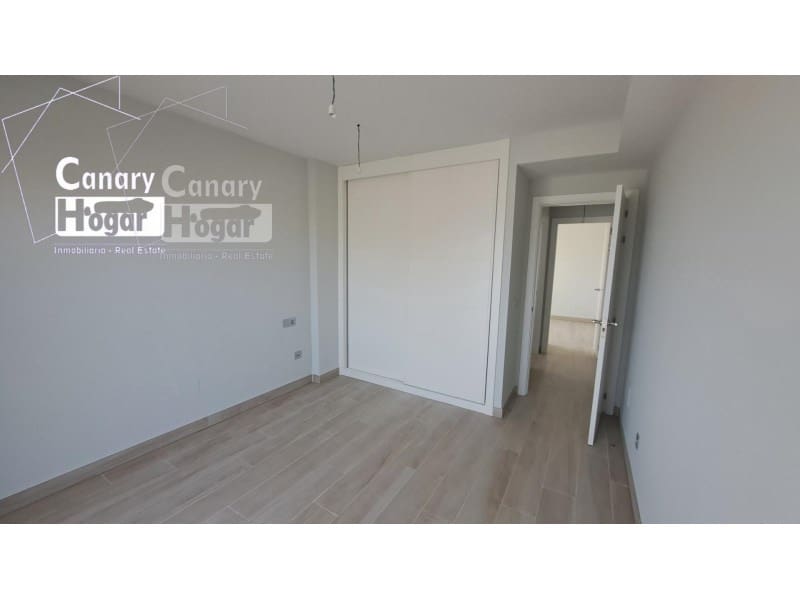 2 bedroom Penthouse for sale in Los Abrigos - € 500,000 (Ref: 9840347)