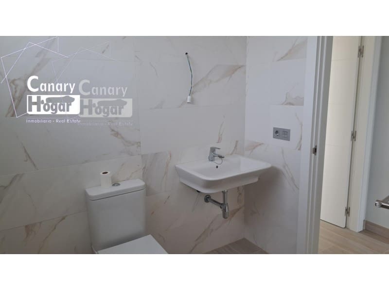 2 bedroom Penthouse for sale in Los Abrigos - € 500,000 (Ref: 9840347)
