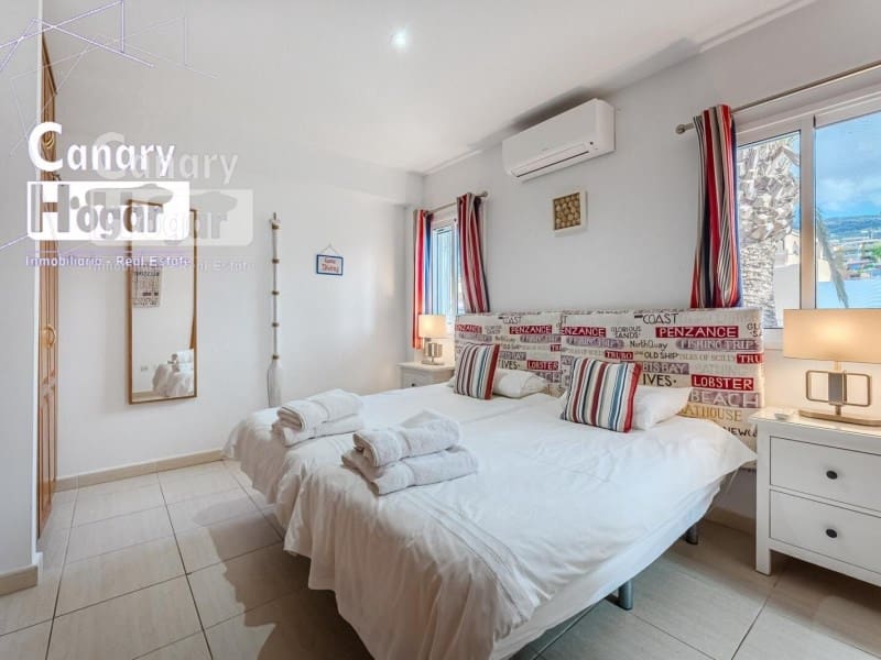 6 bedroom Villa for sale in Puerto Santiago with pool garage - € 1,195,000 (Ref: 9840349)