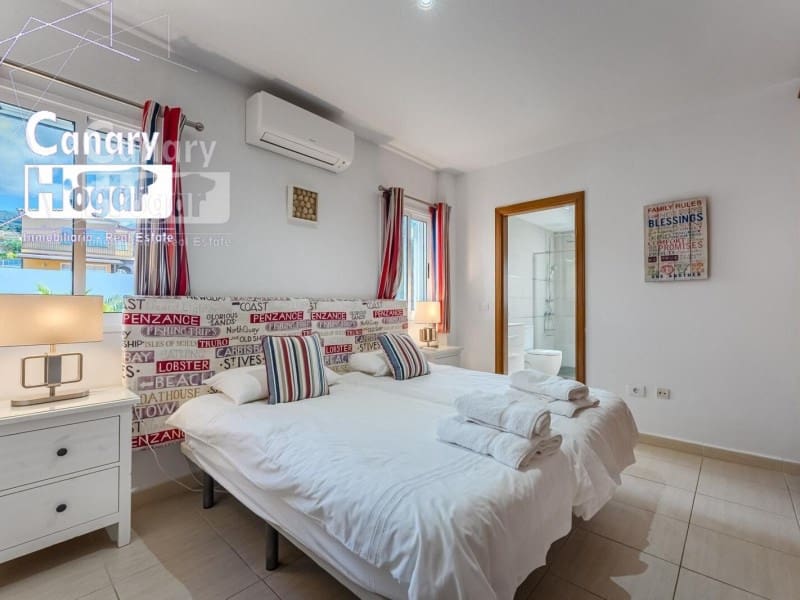 6 bedroom Villa for sale in Puerto Santiago with pool garage - € 1,195,000 (Ref: 9840349)