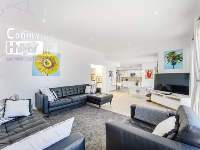6 soverom Villa til salgs i Puerto Santiago, Santiago del Teide med svømmebasseng garasje - € 1 195 000 (Ref: 9840349)