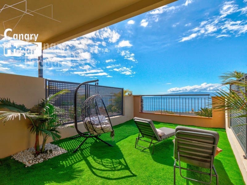 2 soverom Villa til salgs i Puerto Santiago med garasje - € 530 000 (Ref: 9840350)