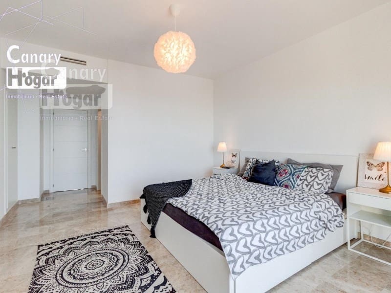 2 soverom Villa til salgs i Puerto Santiago med garasje - € 530 000 (Ref: 9840350)