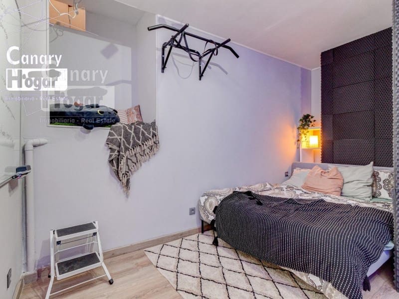2 soverom Villa til salgs i Puerto Santiago med garasje - € 530 000 (Ref: 9840350)