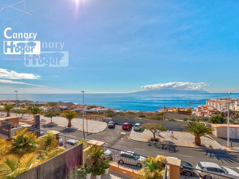 2 soverom Villa til salgs i Puerto Santiago med garasje - € 530 000 (Ref: 9840350)