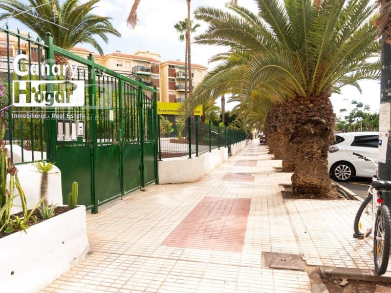 3 soveværelse Lejlighed til salg i Los Cristianos med garage - € 420.000 (Ref: 9840353)