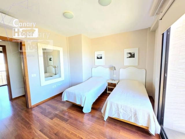 3 quarto Apartamento para venda em La Caleta Adeje, Adeje - 950 000 € (Ref: 9840356)