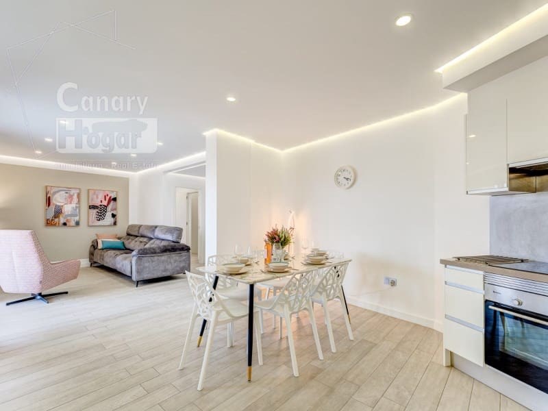 3 chambre Appartement à vendre à Adeje avec garage - 660 000 € (Ref: 9843310)