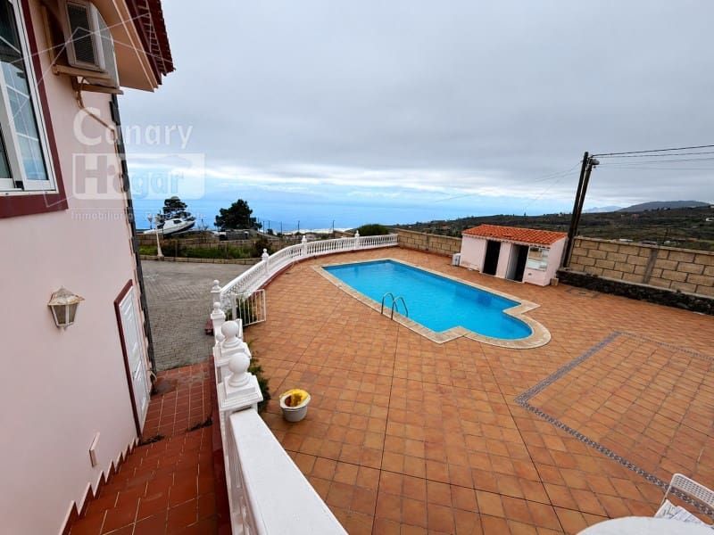 3 soveværelse Villa til salg i Adeje med swimmingpool garage - € 750.000 (Ref: 9846146)