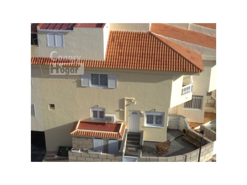 3 soveværelse Byhus til salg i Arico med garage - € 305.000 (Ref: 9868489)