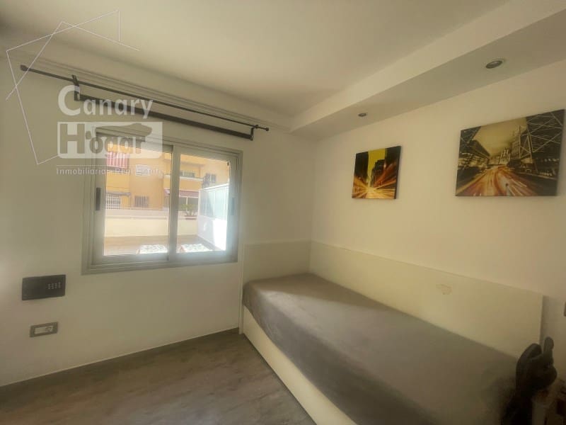 2 soveværelse Lejlighed til salg i Los Cristianos - € 370.000 (Ref: 9884437)
