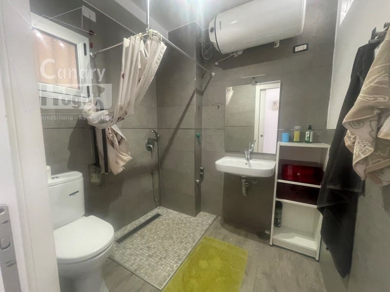 2 soveværelse Lejlighed til salg i Los Cristianos - € 370.000 (Ref: 9884437)