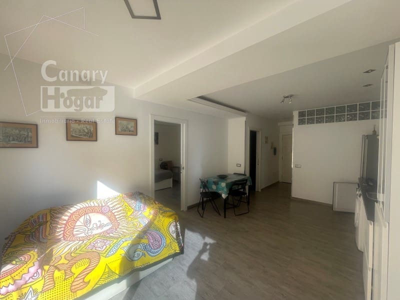 2 soveværelse Lejlighed til salg i Los Cristianos - € 370.000 (Ref: 9884437)