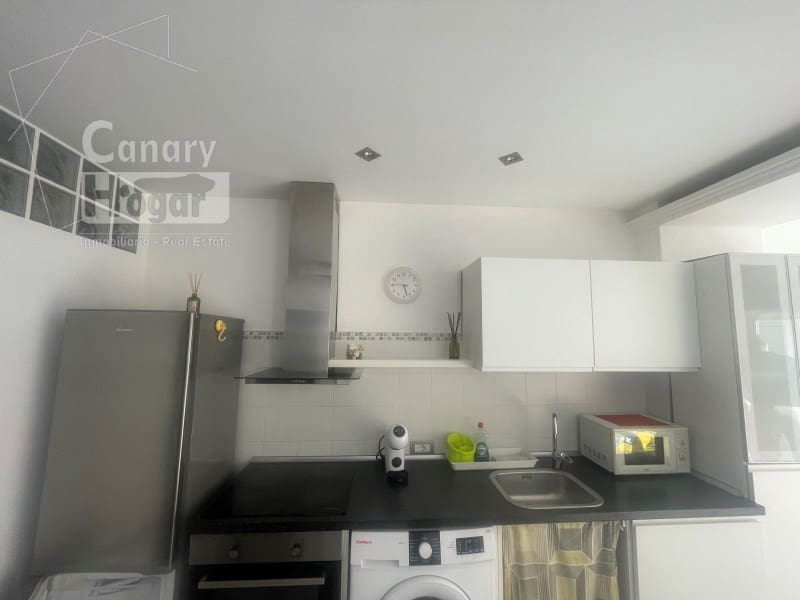 2 soveværelse Lejlighed til salg i Los Cristianos - € 370.000 (Ref: 9884437)