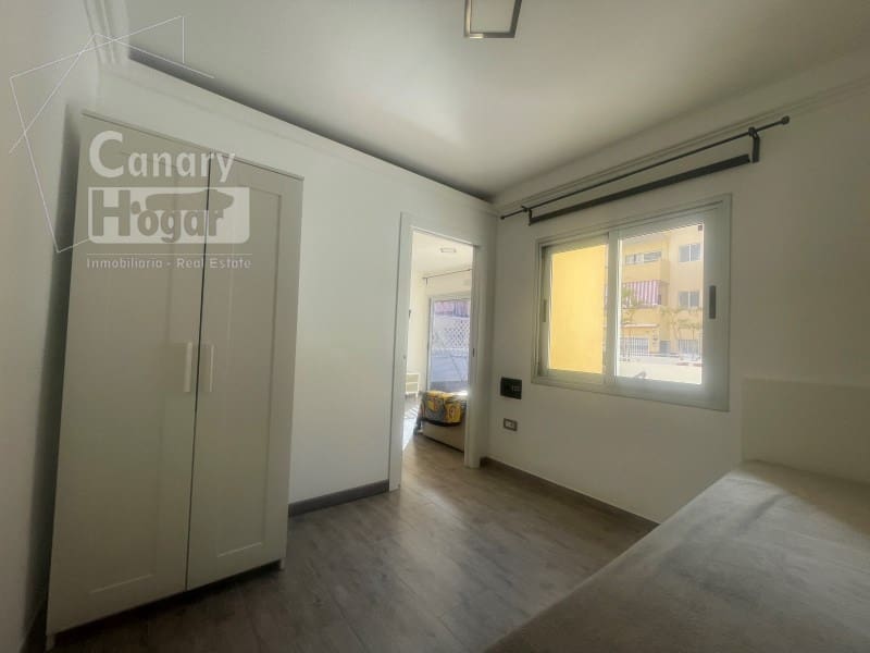 2 soveværelse Lejlighed til salg i Los Cristianos - € 370.000 (Ref: 9884437)