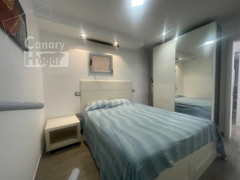 2 soveværelse Lejlighed til salg i Los Cristianos - € 370.000 (Ref: 9884437)