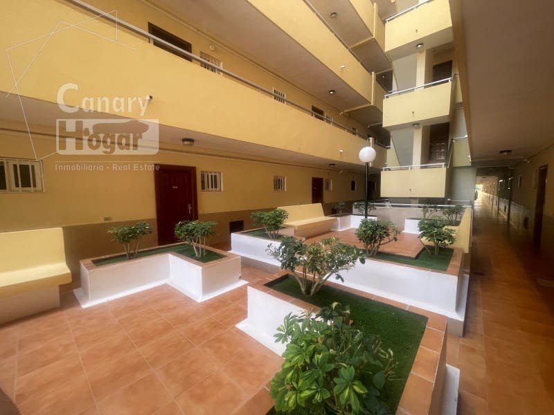 2 soveværelse Lejlighed til salg i Los Cristianos - € 370.000 (Ref: 9884437)