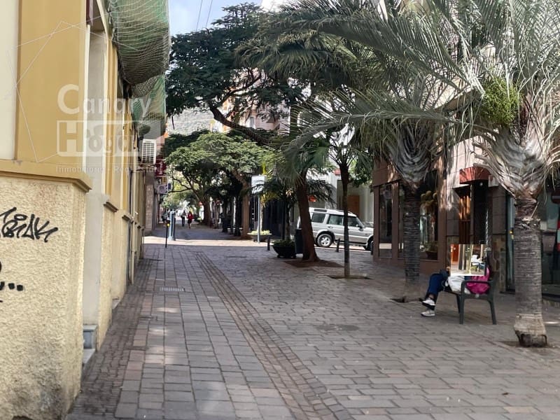 Gewerbe zu verkaufen in Santa Cruz de Tenerife - 173.000 € (Ref: 9890074)