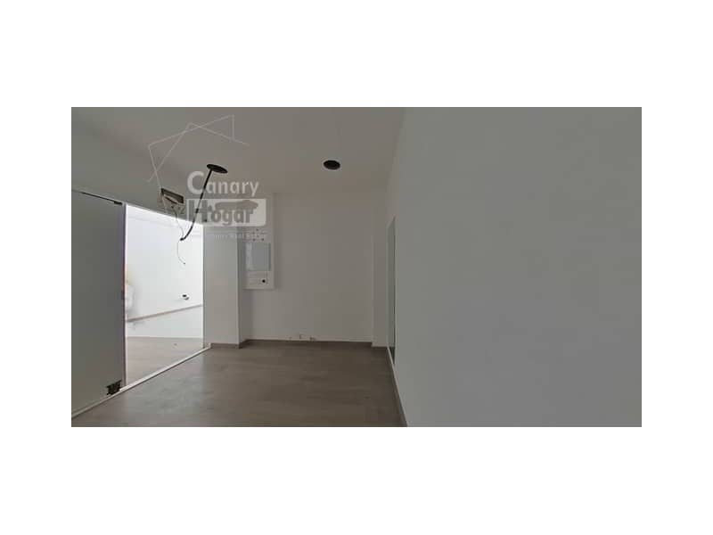 Erhverv til salg i Santa Cruz de Tenerife - € 173.000 (Ref: 9890074)