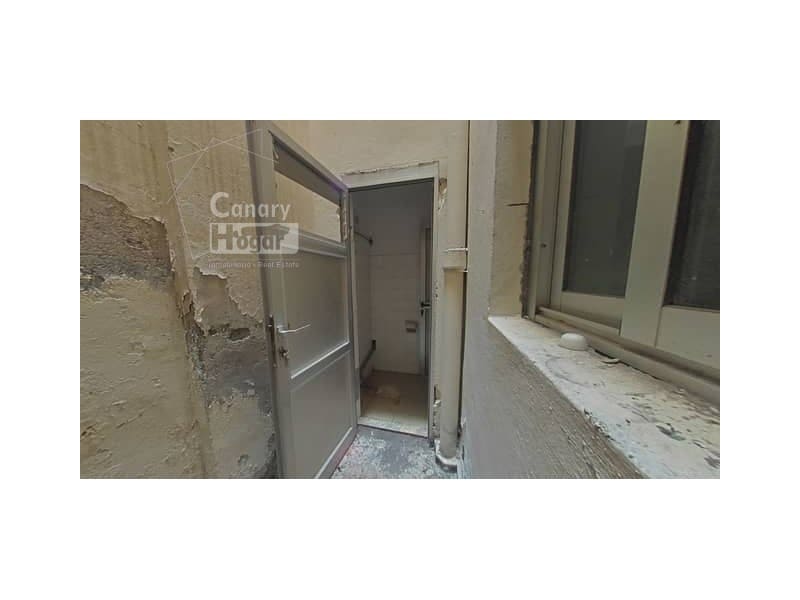 Erhverv til salg i Santa Cruz de Tenerife - € 173.000 (Ref: 9890074)
