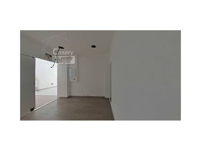Commercieel te koop in Zona Centro, Santa Cruz de Tenerife - € 173.000 (Ref: 9890074)