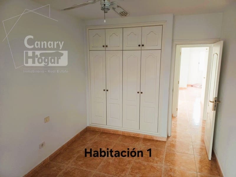 3 soverom Villa til salgs i Costa Adeje med svømmebasseng garasje - € 538 000 (Ref: 9899390)